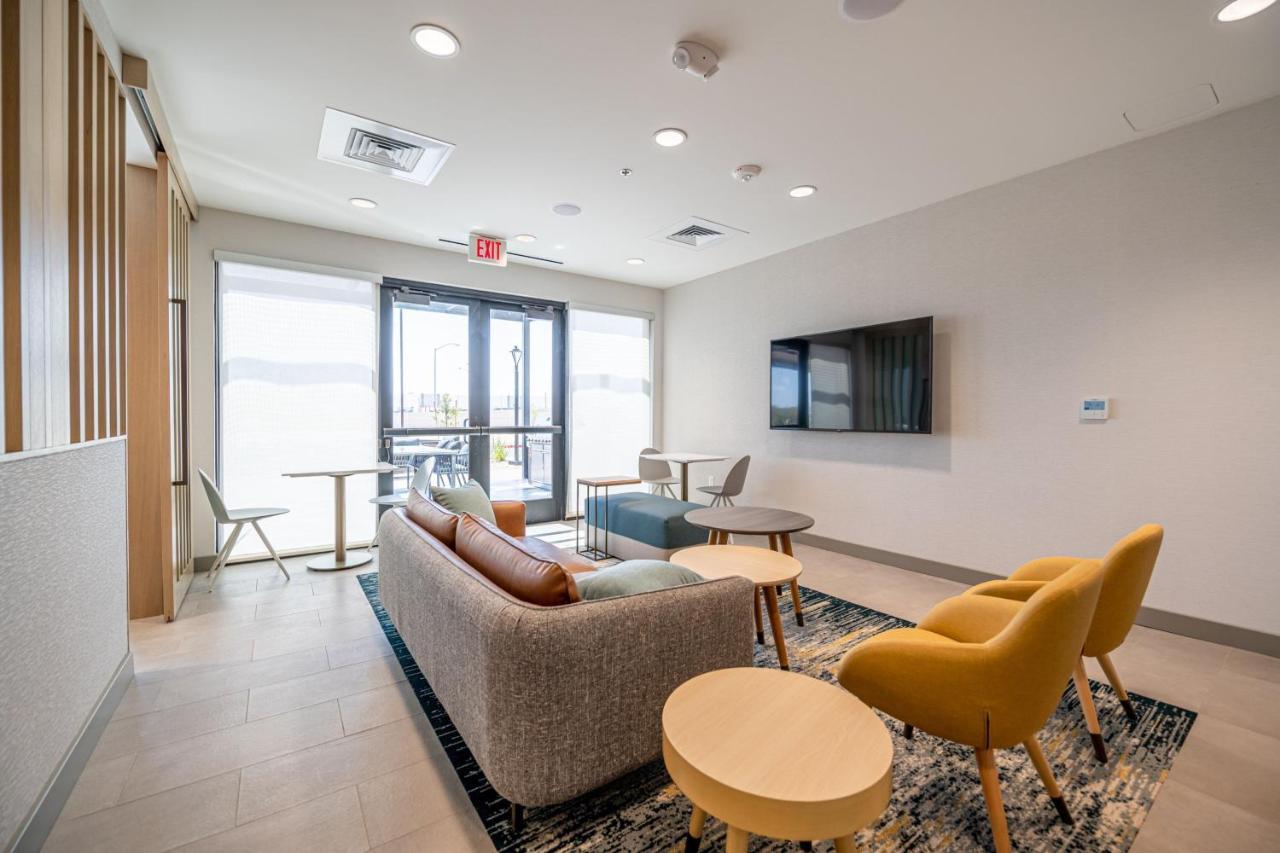 Towneplace Suites By Marriott Las Vegas North I-15 المظهر الخارجي الصورة